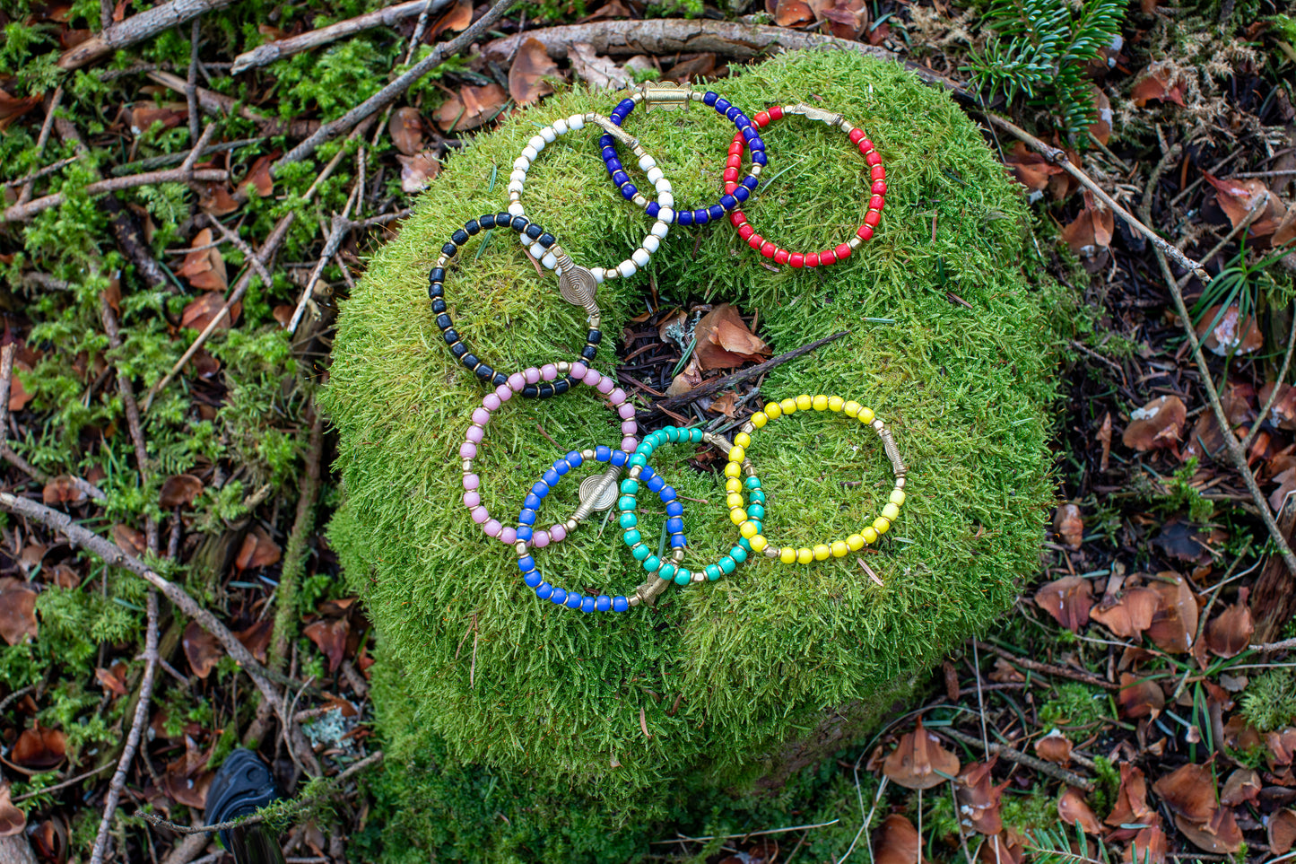 Armband Turkana mässing vintage glaspärlor rosa