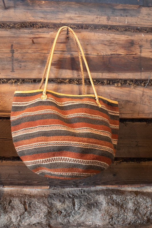 Fodrad väska 38 cm BAOBAB läder