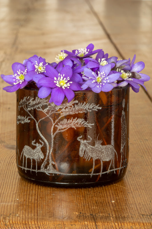 Handgraverad värmeljuslykta 5 cm rock art brun